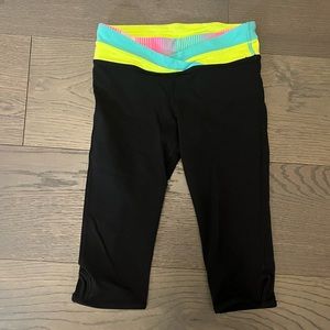 Ivivva by Lululemon kids crops sz 8 exc cond